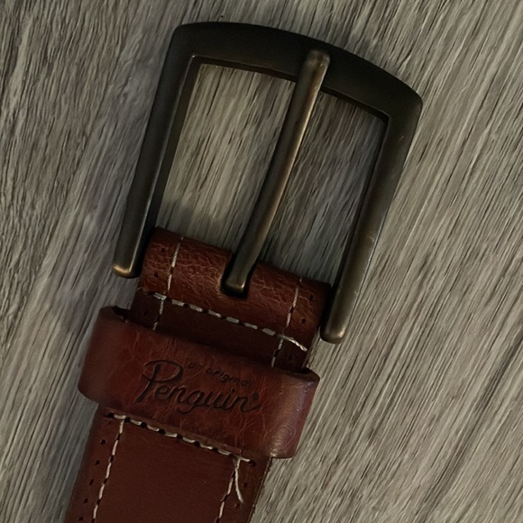 MENs Penquin leather belt brown Excellent condition NWT $35 - Picture 5 of 10